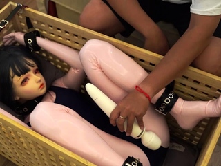 Hot 3D redhead licking a pussy while getting fucked